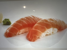 69. NIGHIRI DI SALMONE 