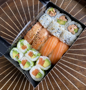 Boite SHAKÉ (tout saumon) - 16 pièces 