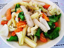 S17  Pad Pak Ruammit      