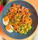 N7. Curry Udon con Gamberi, Mango e Edamame 