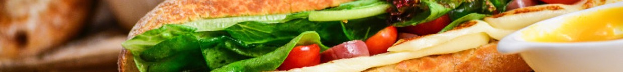 HAUSGEMACHTE BAGUETTE