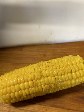 Kukuřičný klas s bylinkovým máslem   1ks