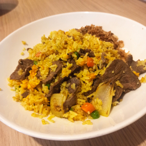 Ryż smażony z wołowiną