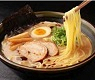 171. RAMEN IN BRODO CON GAMBERI