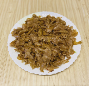 22. VELKÝ TALÍŘ KEBAB JEN MASO (jen extra porce kebab maso,dresing s tureckým chlebem) 