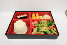 B5-KUŘECÍ MASO S BROKOLICÍ A RÝŽÍ