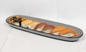 S13. Nigiri set