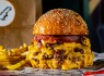 Tripla sajtos burger