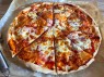 Sajtos pizza