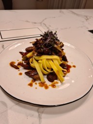 Warme Gerichte vom Tier