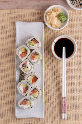 URAMAKI SAKE PHILADELPHIA