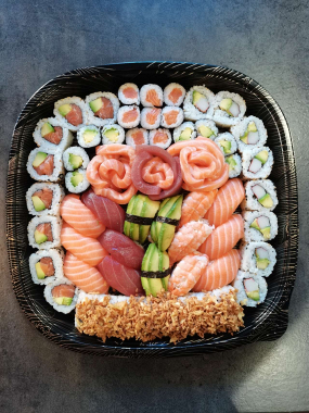 VASSOIO TRIS PARTY ( 70 pz )