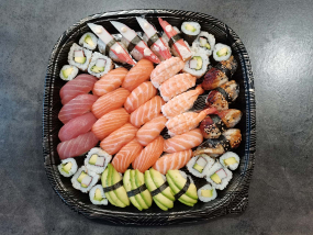 VASSOIO NIGIRI TEAM ( 46 pz )