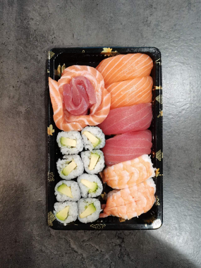 VASSOIO SUSHI E SASHIMI ( 20 pz )