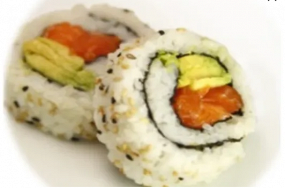 354/ URAMAKI SOY SALMON ROLL