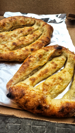 16. Pizza tyčinky 280g