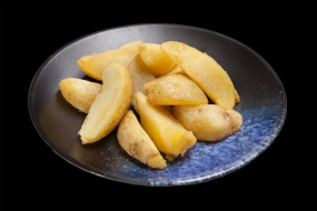 777. Opekané zemiaky  150g