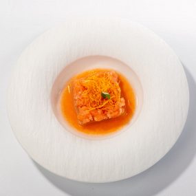 1. Tartar salmone*