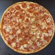 3. SALÁMOVÁ  tomato, mozzarella, salám  150 Kč