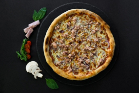 Pizza Tonno e cipolla bezlepková