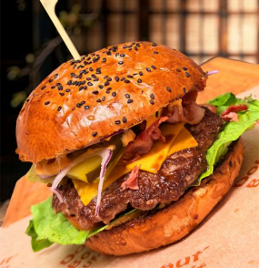 1. Burger hovädzí 