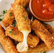 Mozzarella sticks x6
