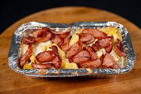 Cartofi cu mozzarella si carnaciori