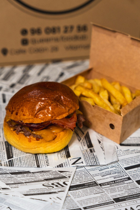 Burger + Patatas