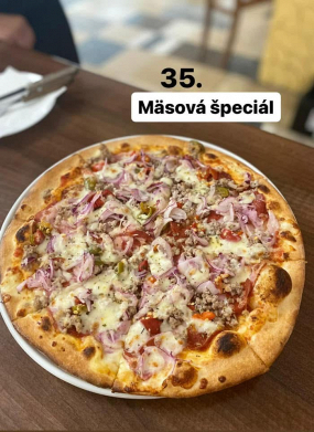 35. Mäsová špeciál 390g