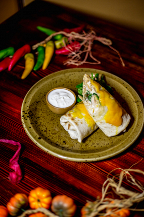 180g BURRITO CON POLLO E QUESO DE CABRA