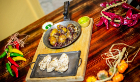 180g MEDALLONES CON FRIJOLES Y PATATAS KUŘECÍ PRSA