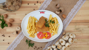 120g/160g    Vyprážaný syr, hranolky 