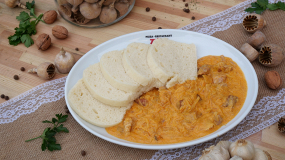 120g/160g Segedínsky guľáš, domáca knedľa