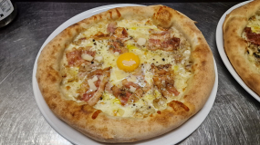 Pizza Carbonara