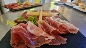 Plateau de charcuterie et fromages italiens (2/3 pers)