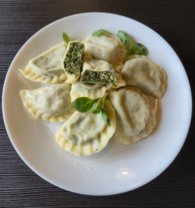 Pierogi ze szpinakiem i serem 7 szt.