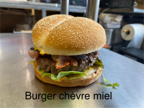 Burger chèvre miel avec frites