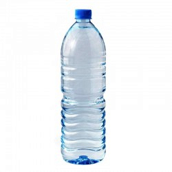 Agua de 1.5 L.