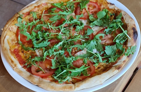 2. Pizza MOZZARELA