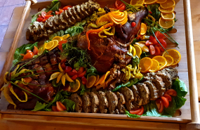 Pečené bravčové stehno 14 kg /objednávka 2 dni vopred/