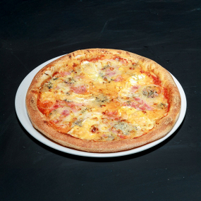 25. Pizza šunka, encián, niva