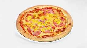 3. 450g Pizza - salsa, syr,šunka, klobása, šampiňóny, cibuľa   1,7 8,90 €