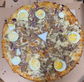 8. Pizza Tuniaková
