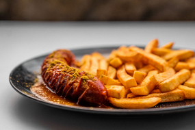 324 Currywurst