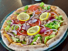 PIZZA TONNO FRESCO 