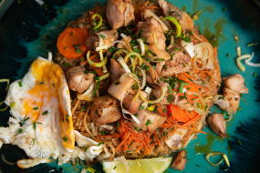 RIZ BENTO (POULET OU BŒUF) 