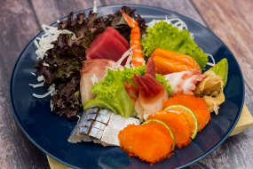 53.Moriawase Sashimi