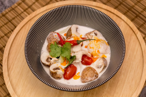 Tom Kha Gai XL (grosse Portion)