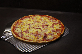 2. Pizza Šimon (1,7) 1000g 🌽