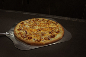 20. Pizza Lukáš (1,3,7) 1000g 🇸🇰